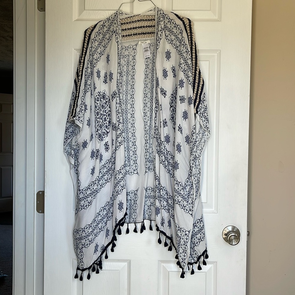 Navy & white wrap